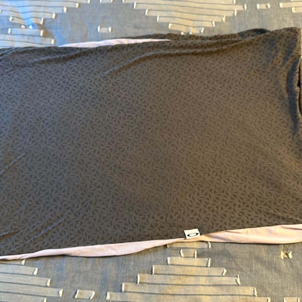 Reversible Women’s Oakley Infinity Scarf grey and pink